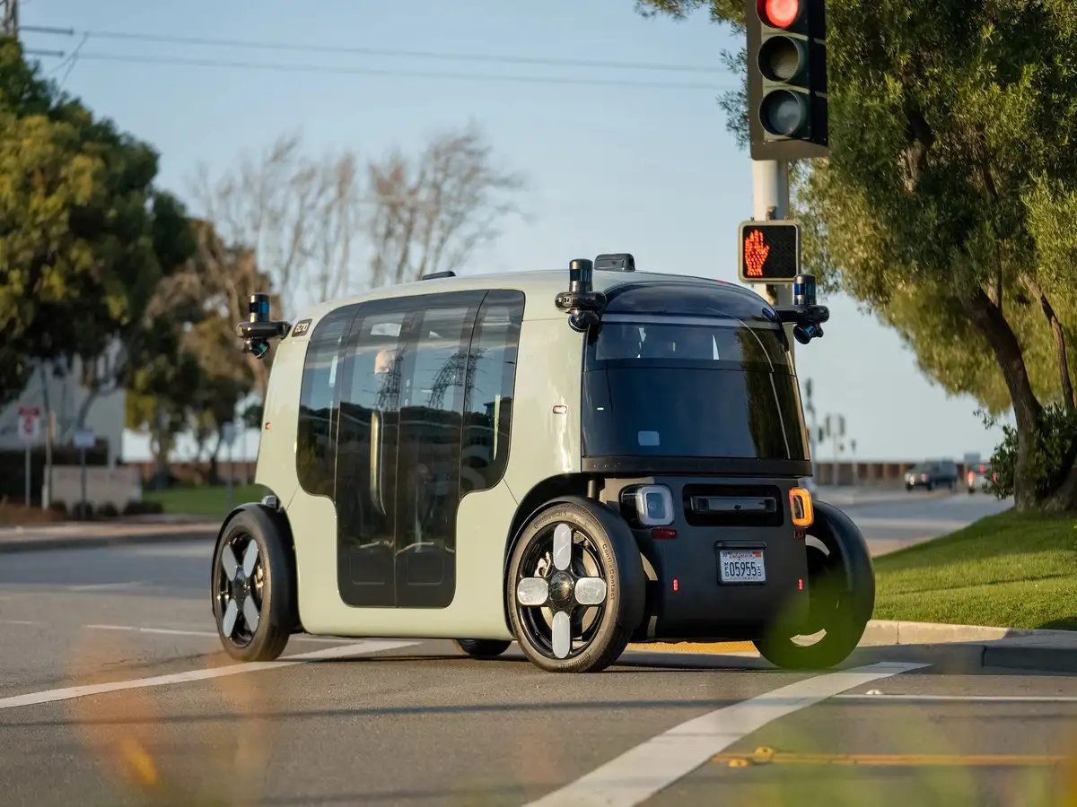 Zoox Recalls 270 Robotaxis After Las Vegas Crash