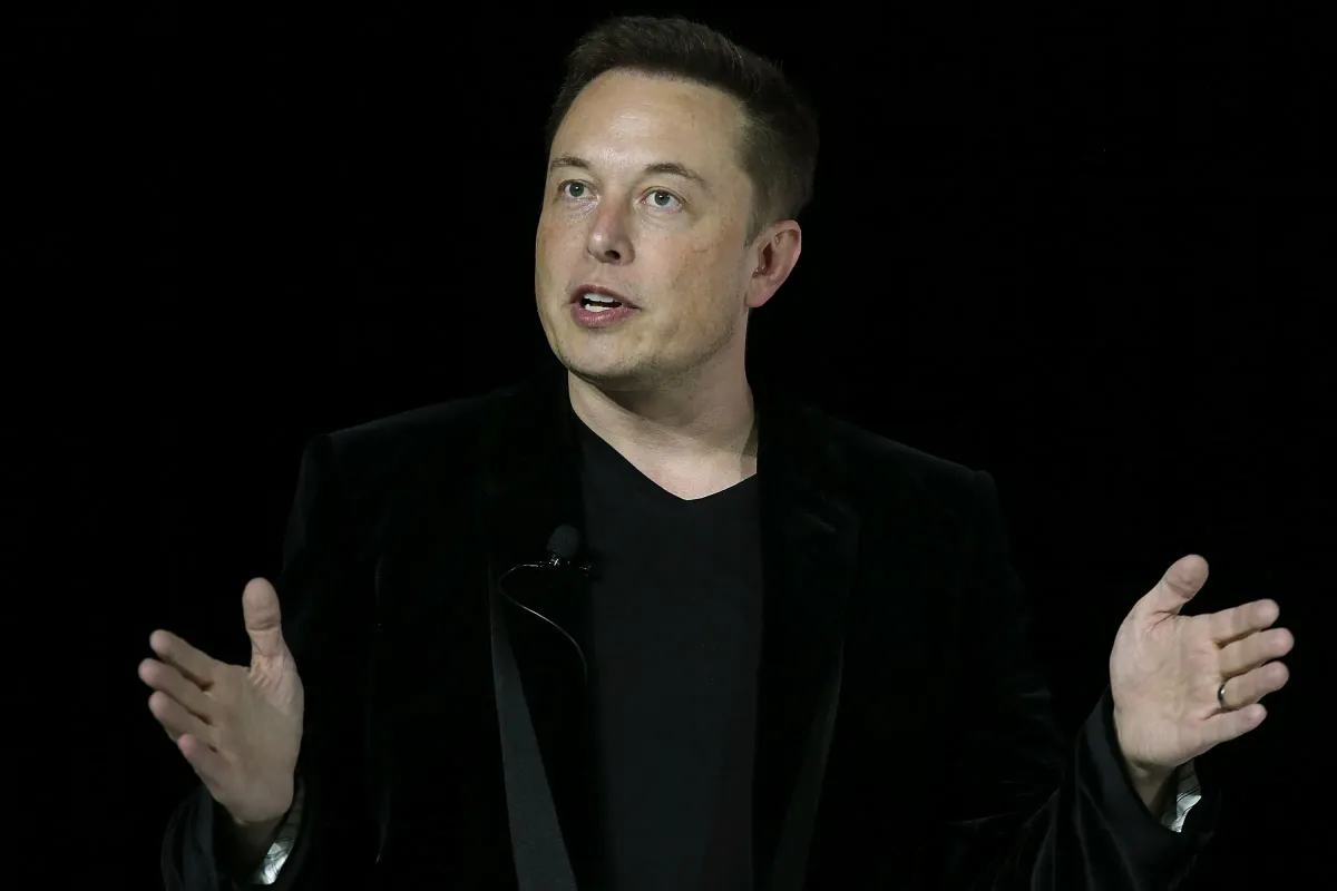 Elon Musk’s X and xAI Sue Apple and OpenAI Over Alleged AI Monopoly Collusion