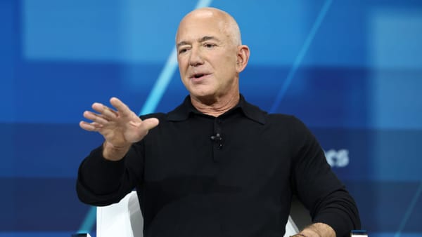 Jeff Bezos Agrees AI Bubble is Real