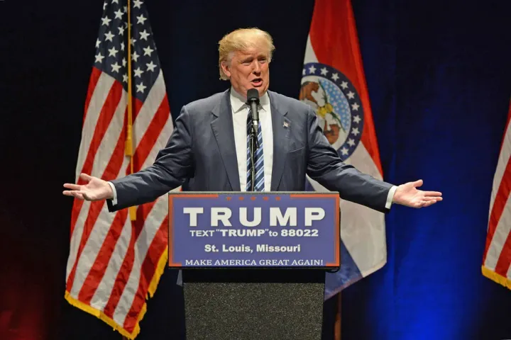 Trump to Expand Coal Use to Power AI