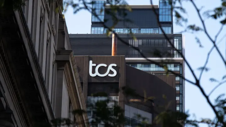 TCS Taps TPG for ₹18,000 Cr AI Data-Centre Mega Push